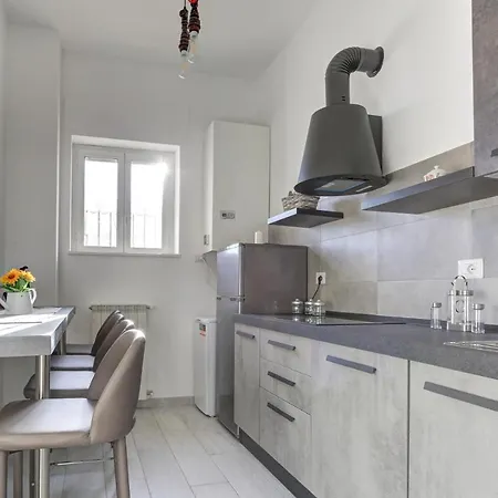 Гостевой дом Voyager House Termini - And 4*